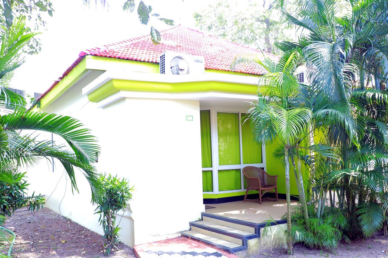 Panoramic Sea Resort By Nextel Alappuzha Exterior foto